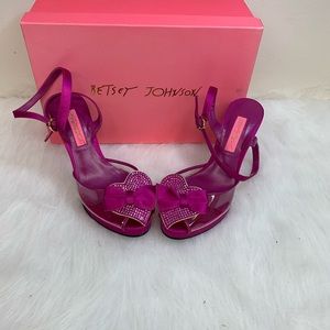 Betsy Johnson fuchsia saylor wedges